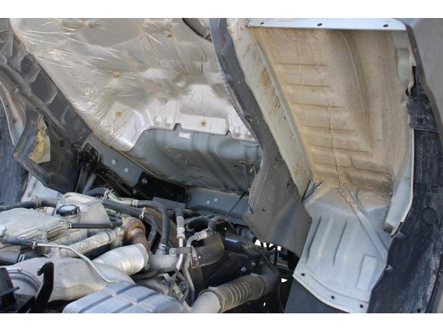 ヒノレンジャー クレーン４段　　２．７５ｔ　ラジコン　☆タダノＺＥ３０４ＨＲ☆２．９３吊☆フックイン☆ロープ穴４対☆４ｘ２☆２１０ＰＳ／１５４ＫＷ☆電格ミラー☆ＥＴＣ☆車両総重量７９７５ｋｇ☆荷台内寸５４０８ｘ２１４５ｘ４０４（28枚目）