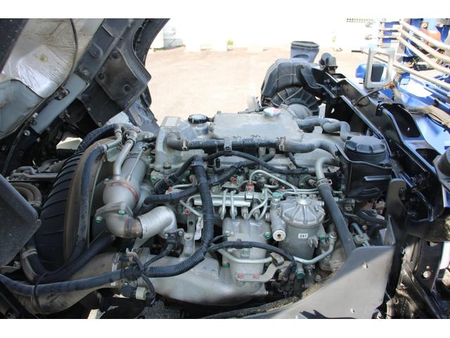 ヒノレンジャー クレーン４段　　２．７５ｔ　ラジコン　☆タダノＺＥ３０４ＨＲ☆２．９３吊☆フックイン☆ロープ穴４対☆４ｘ２☆２１０ＰＳ／１５４ＫＷ☆電格ミラー☆ＥＴＣ☆車両総重量７９７５ｋｇ☆荷台内寸５４０８ｘ２１４５ｘ４０４（29枚目）