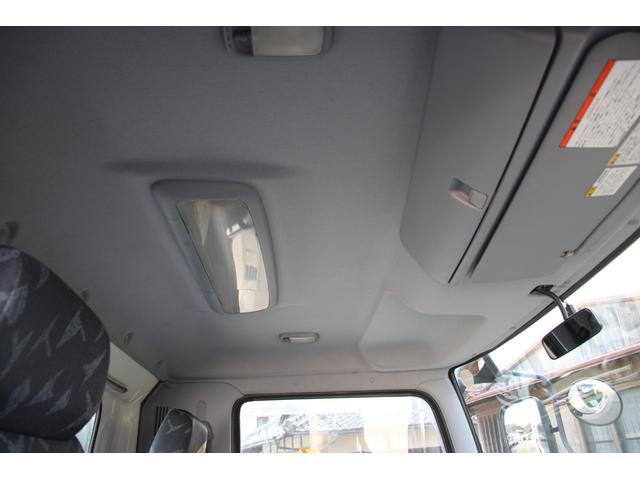 ヒノレンジャー クレーン４段　　２．７５ｔ　ラジコン　☆タダノＺＥ３０４ＨＲ☆２．９３吊☆フックイン☆ロープ穴４対☆４ｘ２☆２１０ＰＳ／１５４ＫＷ☆電格ミラー☆ＥＴＣ☆車両総重量７９７５ｋｇ☆荷台内寸５４０８ｘ２１４５ｘ４０４（72枚目）