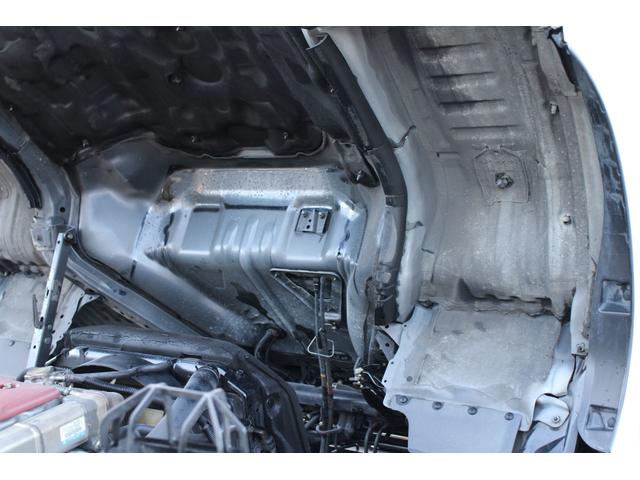 デュトロ ワイド　プレス式　パッカー車　２．５５ｔ積載　８．４立米　新明和ＧＴ０８３－５６３３ＰＮＴ　連続スイッチ　汚水タンク　Ｂモニター　電格ミラー　メッキグリル　フォグ　箱上キャリア　サイドラダー　車両総重量７９７５ｋｇ　荷台内寸４８６６－２０１７－１５６８（23枚目）