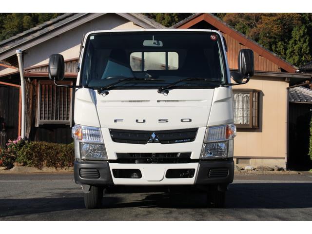 キャンター 平ボディ　１．５ｔ積載　４ＷＤ　１．５ｔ積載　３方開　４ＷＤ　全低床　ＥＴＣ　車両総重量４０１５ｋｇ　荷台内寸３１２２－１６０９－３７３　床地上高８８４（2枚目）