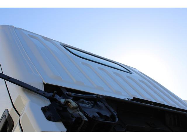 キャンター 平ボディ　１．５ｔ積載　４ＷＤ　１．５ｔ積載　３方開　４ＷＤ　全低床　ＥＴＣ　車両総重量４０１５ｋｇ　荷台内寸３１２２－１６０９－３７３　床地上高８８４（19枚目）