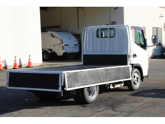 キャンター 平ボディ　１．５ｔ積載　４ＷＤ　１．５ｔ積載　３方開　４ＷＤ　全低床　ＥＴＣ　車両総重量４０１５ｋｇ　荷台内寸３１２２－１６０９－３７３　床地上高８８４（32枚目）
