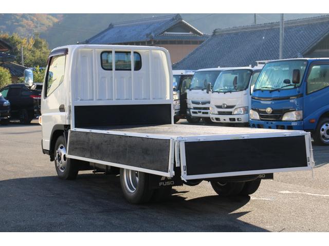 キャンター 平ボディ　１．５ｔ積載　４ＷＤ　１．５ｔ積載　３方開　４ＷＤ　全低床　ＥＴＣ　車両総重量４０１５ｋｇ　荷台内寸３１２２－１６０９－３７３　床地上高８８４（34枚目）