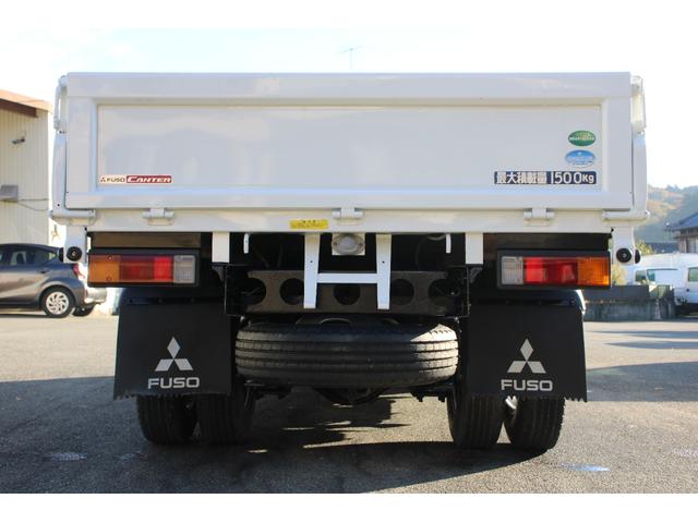 キャンター 平ボディ　１．５ｔ積載　４ＷＤ　１．５ｔ積載　３方開　４ＷＤ　全低床　ＥＴＣ　車両総重量４０１５ｋｇ　荷台内寸３１２２－１６０９－３７３　床地上高８８４（40枚目）