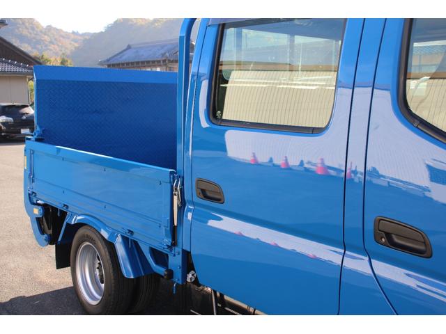 トヨエース Ｗキャブ　１．１ｔ積載　パワーゲート付　極東Ｓ６０１　アーム式　ディーゼル　Ｗピック　６人乗り　リアＷタイヤ　全低床　車両総重量３６００ｋｇ　荷台内寸２０３７－１６０７－３７４　ゲートサイズ９６５－１４５９　床地上高７７５（12枚目）