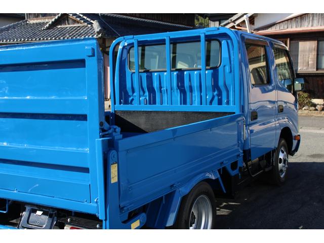 トヨエース Ｗキャブ　１．１ｔ積載　パワーゲート付　極東Ｓ６０１　アーム式　ディーゼル　Ｗピック　６人乗り　リアＷタイヤ　全低床　車両総重量３６００ｋｇ　荷台内寸２０３７－１６０７－３７４　ゲートサイズ９６５－１４５９　床地上高７７５（13枚目）