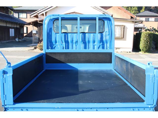 トヨエース Ｗキャブ　１．１ｔ積載　パワーゲート付　極東Ｓ６０１　アーム式　ディーゼル　Ｗピック　６人乗り　リアＷタイヤ　全低床　車両総重量３６００ｋｇ　荷台内寸２０３７－１６０７－３７４　ゲートサイズ９６５－１４５９　床地上高７７５（15枚目）