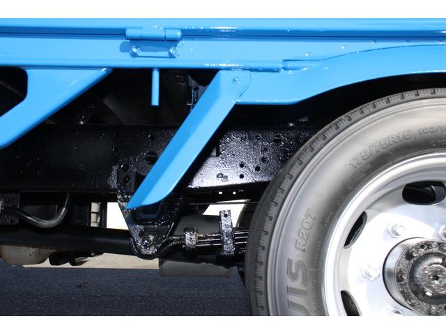 トヨエース Ｗキャブ　１．１ｔ積載　パワーゲート付　極東Ｓ６０１　アーム式　ディーゼル　Ｗピック　６人乗り　リアＷタイヤ　全低床　車両総重量３６００ｋｇ　荷台内寸２０３７－１６０７－３７４　ゲートサイズ９６５－１４５９　床地上高７７５（33枚目）