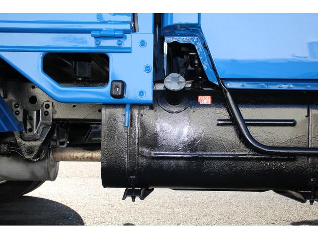 トヨエース Ｗキャブ　１．１ｔ積載　パワーゲート付　極東Ｓ６０１　アーム式　ディーゼル　Ｗピック　６人乗り　リアＷタイヤ　全低床　車両総重量３６００ｋｇ　荷台内寸２０３７－１６０７－３７４　ゲートサイズ９６５－１４５９　床地上高７７５（38枚目）