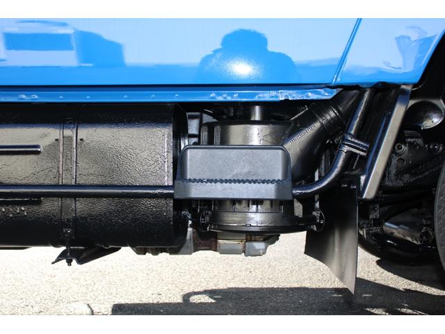 トヨエース Ｗキャブ　１．１ｔ積載　パワーゲート付　極東Ｓ６０１　アーム式　ディーゼル　Ｗピック　６人乗り　リアＷタイヤ　全低床　車両総重量３６００ｋｇ　荷台内寸２０３７－１６０７－３７４　ゲートサイズ９６５－１４５９　床地上高７７５（39枚目）