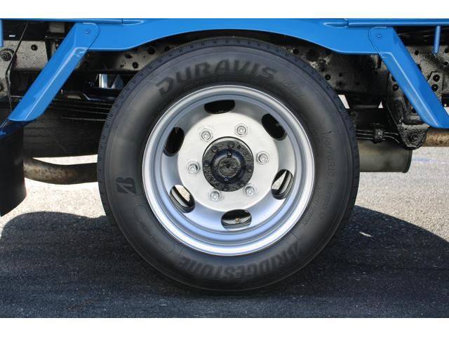 トヨエース Ｗキャブ　１．１ｔ積載　パワーゲート付　極東Ｓ６０１　アーム式　ディーゼル　Ｗピック　６人乗り　リアＷタイヤ　全低床　車両総重量３６００ｋｇ　荷台内寸２０３７－１６０７－３７４　ゲートサイズ９６５－１４５９　床地上高７７５（42枚目）