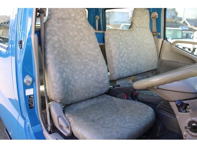 トヨエース Ｗキャブ　１．１ｔ積載　パワーゲート付　極東Ｓ６０１　アーム式　ディーゼル　Ｗピック　６人乗り　リアＷタイヤ　全低床　車両総重量３６００ｋｇ　荷台内寸２０３７－１６０７－３７４　ゲートサイズ９６５－１４５９　床地上高７７５（53枚目）