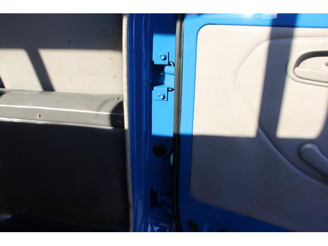 トヨエース Ｗキャブ　１．１ｔ積載　パワーゲート付　極東Ｓ６０１　アーム式　ディーゼル　Ｗピック　６人乗り　リアＷタイヤ　全低床　車両総重量３６００ｋｇ　荷台内寸２０３７－１６０７－３７４　ゲートサイズ９６５－１４５９　床地上高７７５（60枚目）