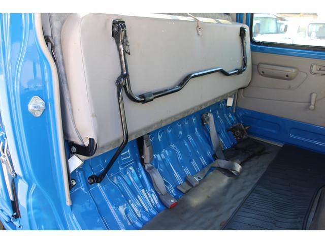 トヨエース Ｗキャブ　１．１ｔ積載　パワーゲート付　極東Ｓ６０１　アーム式　ディーゼル　Ｗピック　６人乗り　リアＷタイヤ　全低床　車両総重量３６００ｋｇ　荷台内寸２０３７－１６０７－３７４　ゲートサイズ９６５－１４５９　床地上高７７５（63枚目）