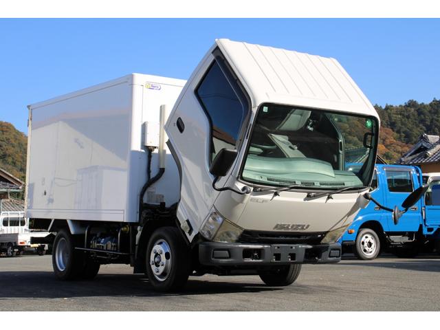 エルフトラック 冷蔵冷凍車　１．５ｔ　　　低温　－３０℃　２室　☆１０尺☆東プレＭＪ２２ＬＯＣ☆－３０℃設定☆サイドドア☆仕切扉☆２室☆荷箱キー有☆スペアキー☆Ｂモニター☆車両総重量４１２５ｋｇ☆荷台内寸３０２５ｘ１５６１ｘ１３４５☆床地上高９４８（12枚目）