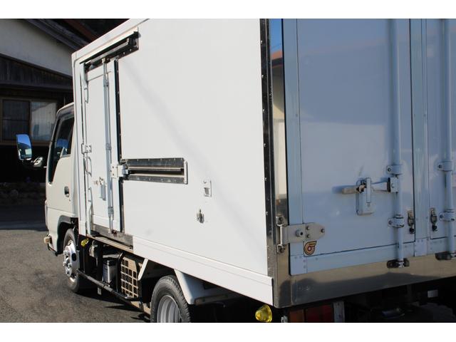 エルフトラック 冷蔵冷凍車　１．５ｔ　　　低温　－３０℃　２室　☆１０尺☆東プレＭＪ２２ＬＯＣ☆－３０℃設定☆サイドドア☆仕切扉☆２室☆荷箱キー有☆スペアキー☆Ｂモニター☆車両総重量４１２５ｋｇ☆荷台内寸３０２５ｘ１５６１ｘ１３４５☆床地上高９４８（15枚目）