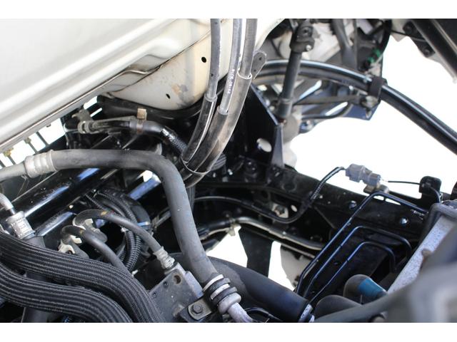 エルフトラック 冷蔵冷凍車　１．５ｔ　　　低温　－３０℃　２室　☆１０尺☆東プレＭＪ２２ＬＯＣ☆－３０℃設定☆サイドドア☆仕切扉☆２室☆荷箱キー有☆スペアキー☆Ｂモニター☆車両総重量４１２５ｋｇ☆荷台内寸３０２５ｘ１５６１ｘ１３４５☆床地上高９４８（20枚目）