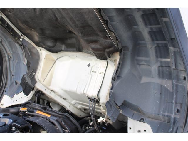 エルフトラック 冷蔵冷凍車　１．５ｔ　　　低温　－３０℃　２室　☆１０尺☆東プレＭＪ２２ＬＯＣ☆－３０℃設定☆サイドドア☆仕切扉☆２室☆荷箱キー有☆スペアキー☆Ｂモニター☆車両総重量４１２５ｋｇ☆荷台内寸３０２５ｘ１５６１ｘ１３４５☆床地上高９４８（24枚目）