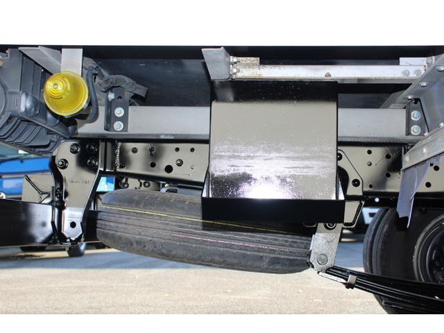 エルフトラック 冷蔵冷凍車　１．５ｔ　　　低温　－３０℃　２室　☆１０尺☆東プレＭＪ２２ＬＯＣ☆－３０℃設定☆サイドドア☆仕切扉☆２室☆荷箱キー有☆スペアキー☆Ｂモニター☆車両総重量４１２５ｋｇ☆荷台内寸３０２５ｘ１５６１ｘ１３４５☆床地上高９４８（53枚目）