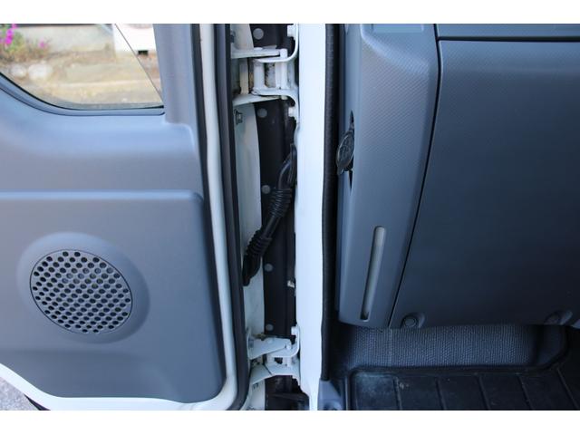 エルフトラック 冷蔵冷凍車　１．５ｔ　　　低温　－３０℃　２室　☆１０尺☆東プレＭＪ２２ＬＯＣ☆－３０℃設定☆サイドドア☆仕切扉☆２室☆荷箱キー有☆スペアキー☆Ｂモニター☆車両総重量４１２５ｋｇ☆荷台内寸３０２５ｘ１５６１ｘ１３４５☆床地上高９４８（74枚目）