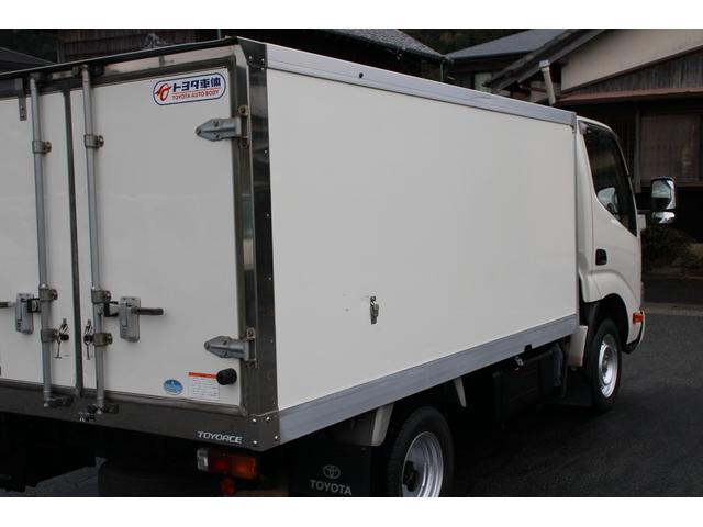 トヨエース 冷蔵冷凍車　１．５ｔ　低温－２２℃　１０尺☆デンソー冷凍機☆サイドドア☆フォグ☆レザー調シートカバー☆リアＷタイヤ☆スペアキー☆電格ミラー☆ＥＴＣ☆車両総重量３７６５ｋｇ☆荷台内寸２９２６ｘ１５６１ｘ１０５２☆床地上高８３５（13枚目）