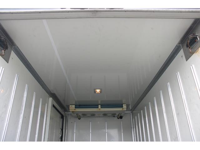 トヨエース 冷蔵冷凍車　１．５ｔ　低温－２２℃　１０尺☆デンソー冷凍機☆サイドドア☆フォグ☆レザー調シートカバー☆リアＷタイヤ☆スペアキー☆電格ミラー☆ＥＴＣ☆車両総重量３７６５ｋｇ☆荷台内寸２９２６ｘ１５６１ｘ１０５２☆床地上高８３５（33枚目）
