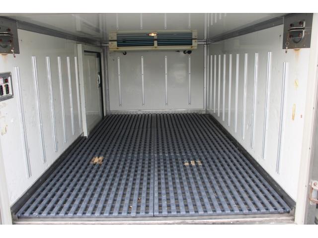 トヨエース 冷蔵冷凍車　１．５ｔ　低温－２２℃　１０尺☆デンソー冷凍機☆サイドドア☆フォグ☆レザー調シートカバー☆リアＷタイヤ☆スペアキー☆電格ミラー☆ＥＴＣ☆車両総重量３７６５ｋｇ☆荷台内寸２９２６ｘ１５６１ｘ１０５２☆床地上高８３５（35枚目）