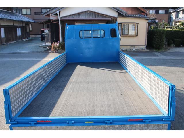 キャンター 平ボディ　３ｔ積載　ワイドロング　３ｔ積載　バックカメラ　キーレス　ナビ　電格ミラー　ＥＴＣ　アオリ縞板加工　車両総重量５９０５ｋｇ　荷台内寸４３５４－１８９７－３７８　床地上高９７７（15枚目）