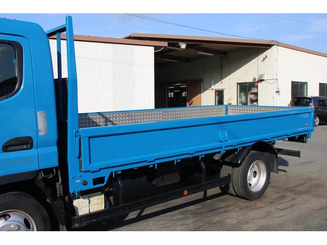 キャンター 平ボディ　３ｔ積載　ワイドロング　３ｔ積載　バックカメラ　キーレス　ナビ　電格ミラー　ＥＴＣ　アオリ縞板加工　車両総重量５９０５ｋｇ　荷台内寸４３５４－１８９７－３７８　床地上高９７７（18枚目）