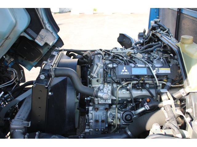 キャンター 平ボディ　３ｔ積載　ワイドロング　３ｔ積載　バックカメラ　キーレス　ナビ　電格ミラー　ＥＴＣ　アオリ縞板加工　車両総重量５９０５ｋｇ　荷台内寸４３５４－１８９７－３７８　床地上高９７７（22枚目）