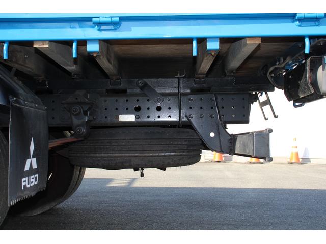 キャンター 平ボディ　３ｔ積載　ワイドロング　３ｔ積載　バックカメラ　キーレス　ナビ　電格ミラー　ＥＴＣ　アオリ縞板加工　車両総重量５９０５ｋｇ　荷台内寸４３５４－１８９７－３７８　床地上高９７７（39枚目）