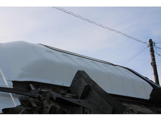 エルフトラック パッカー車/塵芥車 3.05t積載 5.9立米 プレス式 極東GB59-26-S 連続スイッチ 汚水タンク バックモニター 電格ミラー レザー調シートカバー スペアキー 車両総重量7995kg 荷台内寸3780-1980-1700(16枚目)