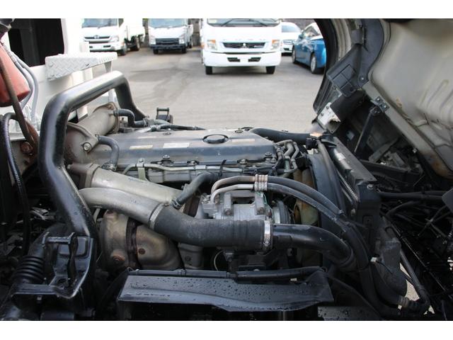 エルフトラック パッカー車/塵芥車 3.05t積載 5.9立米 プレス式 極東GB59-26-S 連続スイッチ 汚水タンク バックモニター 電格ミラー レザー調シートカバー スペアキー 車両総重量7995kg 荷台内寸3780-1980-1700(25枚目)