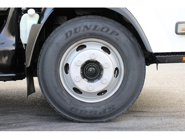 エルフトラック パッカー車/塵芥車 3.05t積載 5.9立米 プレス式 極東GB59-26-S 連続スイッチ 汚水タンク バックモニター 電格ミラー レザー調シートカバー スペアキー 車両総重量7995kg 荷台内寸3780-1980-1700(58枚目)