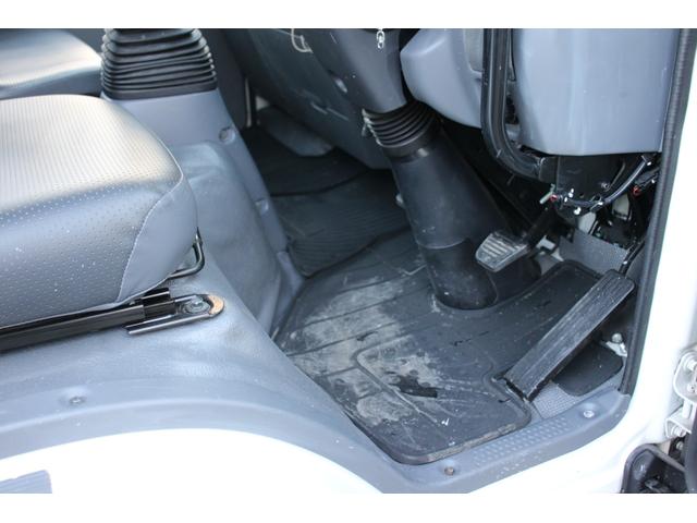 エルフトラック 高所作業車 建機仕様 タダノAT-120S(12m) ☆13尺☆タダノAT-120S☆スーパーデッキ☆荷重1000kg☆アドブルー☆キーレス☆Bモニター☆電格ミラー☆ETC☆車両総重量7065kg☆荷台内寸4609x1812x2355(66枚目)