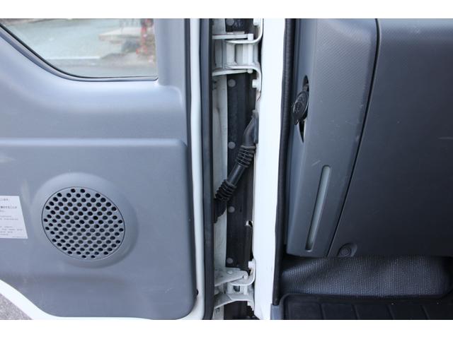 エルフトラック 高所作業車 建機仕様 タダノAT-120S(12m) ☆13尺☆タダノAT-120S☆スーパーデッキ☆荷重1000kg☆アドブルー☆キーレス☆Bモニター☆電格ミラー☆ETC☆車両総重量7065kg☆荷台内寸4609x1812x2355(68枚目)