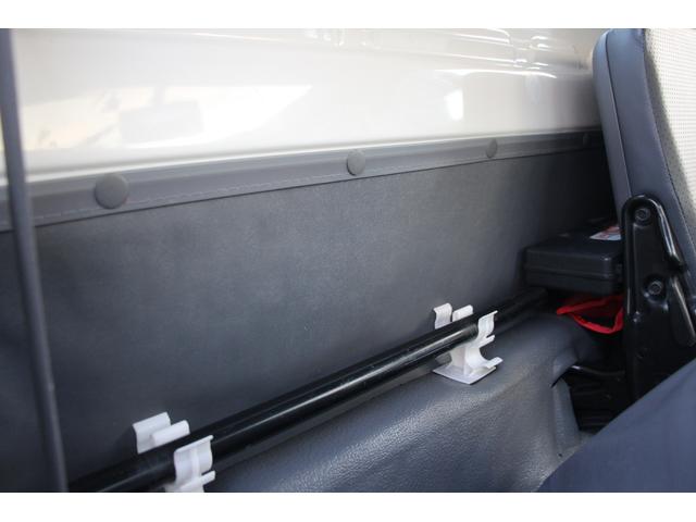 エルフトラック 高所作業車 建機仕様 タダノAT-120S(12m) ☆13尺☆タダノAT-120S☆スーパーデッキ☆荷重1000kg☆アドブルー☆キーレス☆Bモニター☆電格ミラー☆ETC☆車両総重量7065kg☆荷台内寸4609x1812x2355(71枚目)