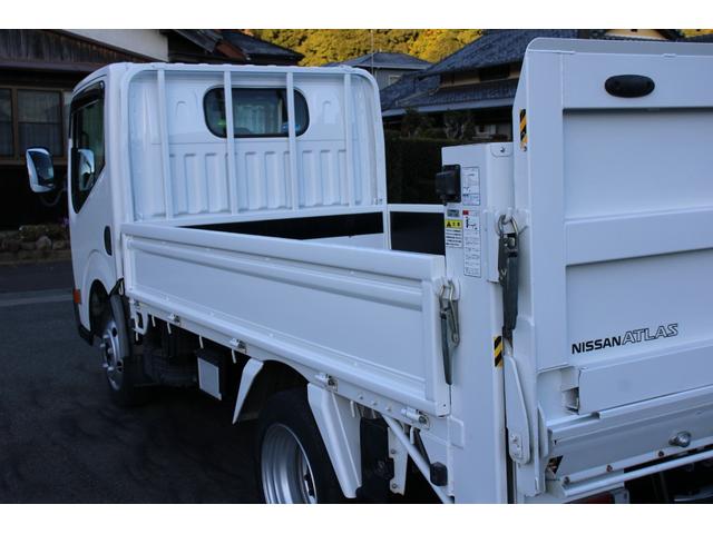 アトラストラック 平ボディ-2tパワーゲート(PG) 全低床 ☆10尺☆リフト能力600kg☆☆キーレス☆フォグランプ☆電格ミラー☆スペアキー☆車両総重量4435kg☆荷台内寸3069x1615x374☆ゲートテーブルサイズ806x1452☆床地上高845(16枚目)