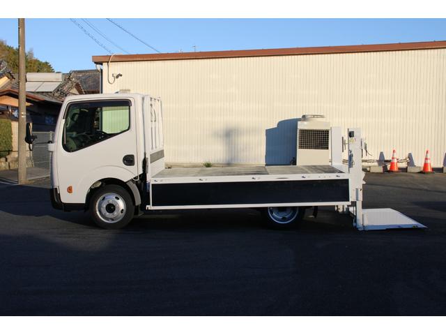 アトラストラック 平ボディ-2tパワーゲート(PG) 全低床 ☆10尺☆リフト能力600kg☆☆キーレス☆フォグランプ☆電格ミラー☆スペアキー☆車両総重量4435kg☆荷台内寸3069x1615x374☆ゲートテーブルサイズ806x1452☆床地上高845(29枚目)