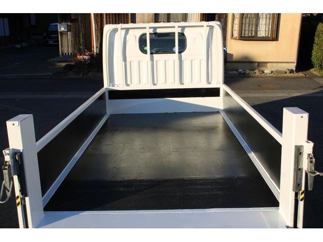 アトラストラック 平ボディ-2tパワーゲート(PG) 全低床 ☆10尺☆リフト能力600kg☆☆キーレス☆フォグランプ☆電格ミラー☆スペアキー☆車両総重量4435kg☆荷台内寸3069x1615x374☆ゲートテーブルサイズ806x1452☆床地上高845(35枚目)