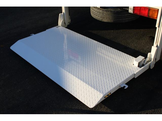 アトラストラック 平ボディ-2tパワーゲート(PG) 全低床 ☆10尺☆リフト能力600kg☆☆キーレス☆フォグランプ☆電格ミラー☆スペアキー☆車両総重量4435kg☆荷台内寸3069x1615x374☆ゲートテーブルサイズ806x1452☆床地上高845(39枚目)