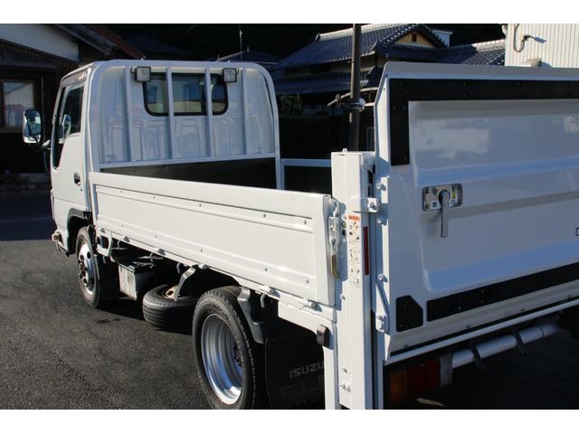 エルフトラック 平ボディ-2tパワーゲート(PG) 4WD 全低床 10尺☆極東V601B☆パートタイム4WD☆フォグランプ☆キーレス☆電格ミラー☆スペアキー☆車両重量4985kg☆荷台内寸3090x1627x372☆ゲートテーブル757x1531☆床地上高837(13枚目)