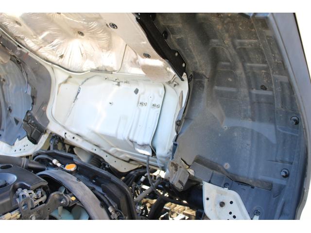 エルフトラック 平ボディ-2tパワーゲート(PG) 4WD 全低床 10尺☆極東V601B☆パートタイム4WD☆フォグランプ☆キーレス☆電格ミラー☆スペアキー☆車両重量4985kg☆荷台内寸3090x1627x372☆ゲートテーブル757x1531☆床地上高837(24枚目)