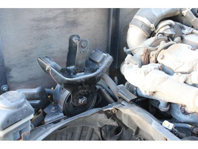 エルフトラック 平ボディ-2tパワーゲート(PG) 4WD 全低床 10尺☆極東V601B☆パートタイム4WD☆フォグランプ☆キーレス☆電格ミラー☆スペアキー☆車両重量4985kg☆荷台内寸3090x1627x372☆ゲートテーブル757x1531☆床地上高837(28枚目)