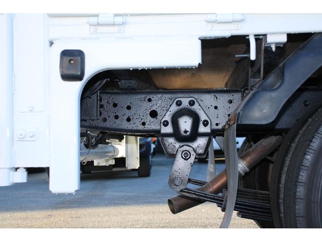 エルフトラック 平ボディ-2tパワーゲート(PG) 4WD 全低床 10尺☆極東V601B☆パートタイム4WD☆フォグランプ☆キーレス☆電格ミラー☆スペアキー☆車両重量4985kg☆荷台内寸3090x1627x372☆ゲートテーブル757x1531☆床地上高837(45枚目)