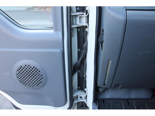 エルフトラック 平ボディ-2tパワーゲート(PG) 4WD 全低床 10尺☆極東V601B☆パートタイム4WD☆フォグランプ☆キーレス☆電格ミラー☆スペアキー☆車両重量4985kg☆荷台内寸3090x1627x372☆ゲートテーブル757x1531☆床地上高837(65枚目)