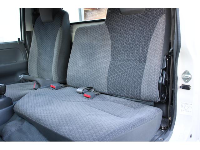 エルフトラック 平ボディ-2tパワーゲート(PG) 4WD 全低床 10尺☆極東V601B☆パートタイム4WD☆フォグランプ☆キーレス☆電格ミラー☆スペアキー☆車両重量4985kg☆荷台内寸3090x1627x372☆ゲートテーブル757x1531☆床地上高837(68枚目)