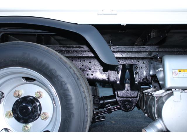 デュトロ 平ボディ 3t積載 4WD パワーゲート付 極東V601B パートタイム4WD 3t積載 4No車 電格ミラー 荷床鉄板 全低床 スペアキーX2 車両総重量6085kg 内寸3076-1621-441 ゲートサイズ758-1540 地上高857(6枚目)