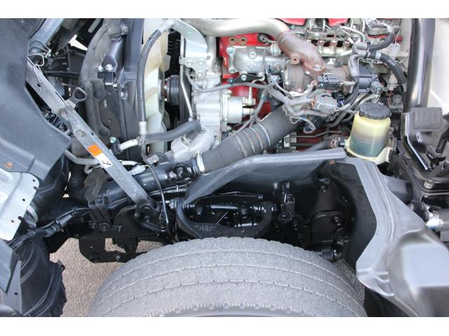 デュトロ 平ボディ 3t積載 4WD パワーゲート付 極東V601B パートタイム4WD 3t積載 4No車 電格ミラー 荷床鉄板 全低床 スペアキーX2 車両総重量6085kg 内寸3076-1621-441 ゲートサイズ758-1540 地上高857(37枚目)